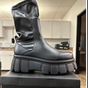 Black Platform Women's Boots